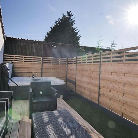Hoxne Cottages - Rose Cottage With Private Hot Tub York Eksteriør bilde